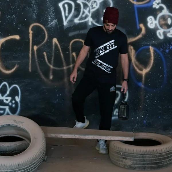 تي شيرت - شعار STAYFIT